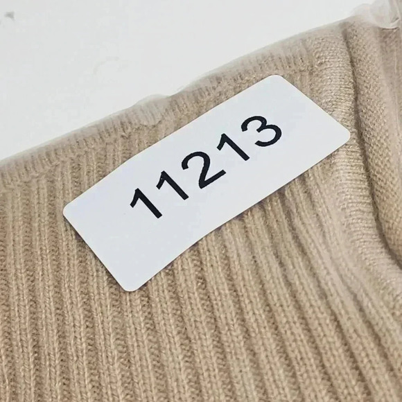 Tory Burch Women's Beige 100% Cashmere Sweater Size M 16PT - Picture 7 of 7